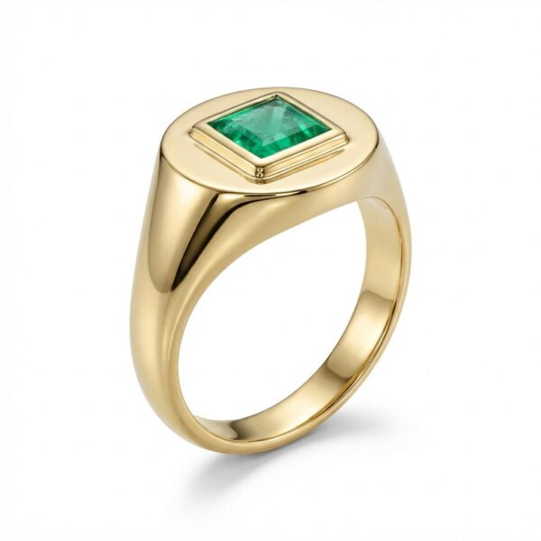 טבעת לביא מזהב 14 קראט ואמרלד